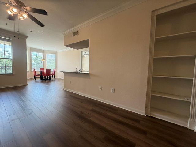 7575 Kirby Drive 1209, Houston, TX 77030