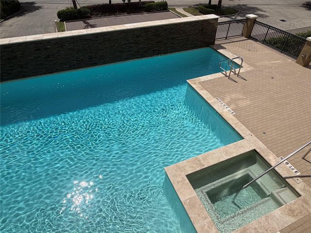 7575 Kirby Drive 1209, Houston, TX 77030