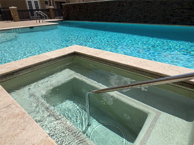 7575 Kirby Drive 1209, Houston, TX 77030