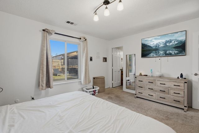 232 17th Street SE, Rio Rancho, NM 87124