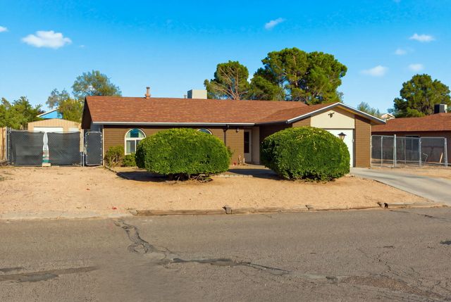 232 17th Street SE, Rio Rancho, NM 87124