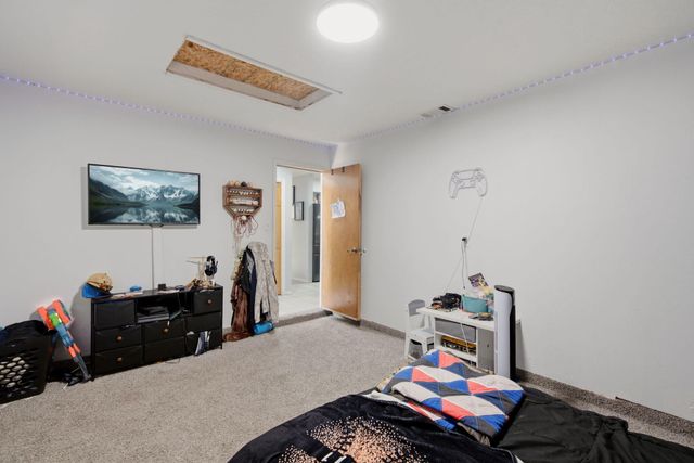 232 17th Street SE, Rio Rancho, NM 87124