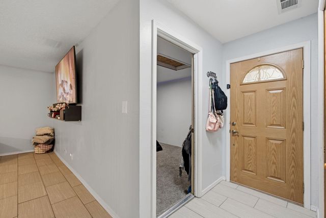 232 17th Street SE, Rio Rancho, NM 87124