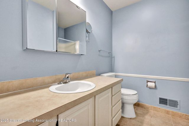 930 Montevideo Drive, C, Lansing, MI 48917