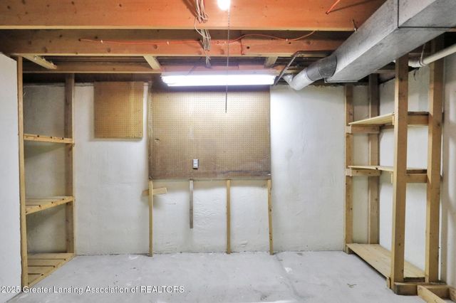 930 Montevideo Drive, C, Lansing, MI 48917