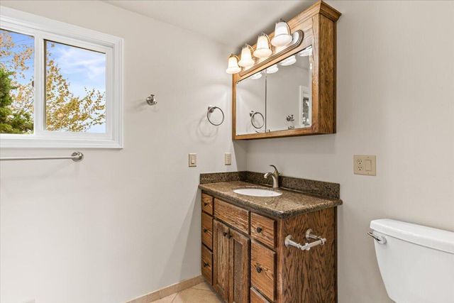 2455 David Lane, Medford, OR 97504