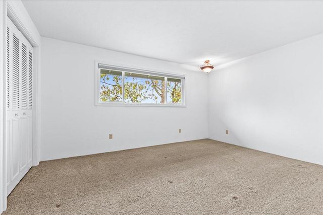 2455 David Lane, Medford, OR 97504