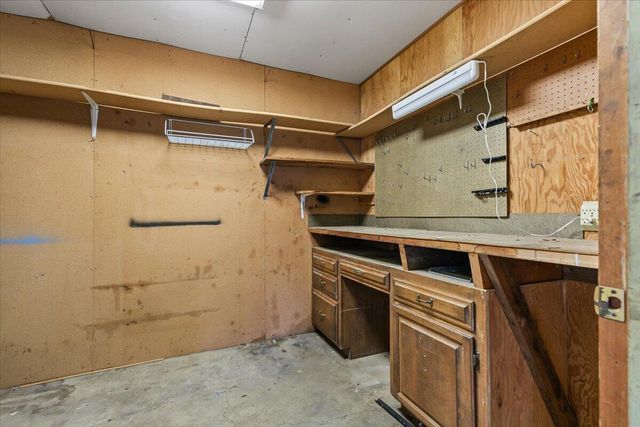 2455 David Lane, Medford, OR 97504