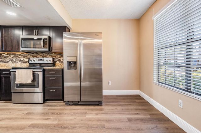 16553 BRIGADOON DRIVE, Tampa, FL 33618