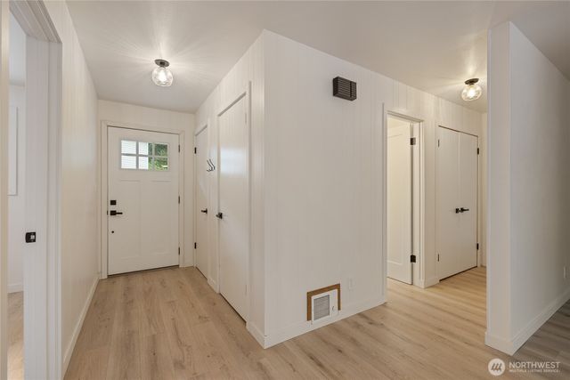 811 Hyak Way, Fox Island, WA 98333