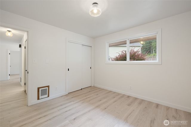 811 Hyak Way, Fox Island, WA 98333