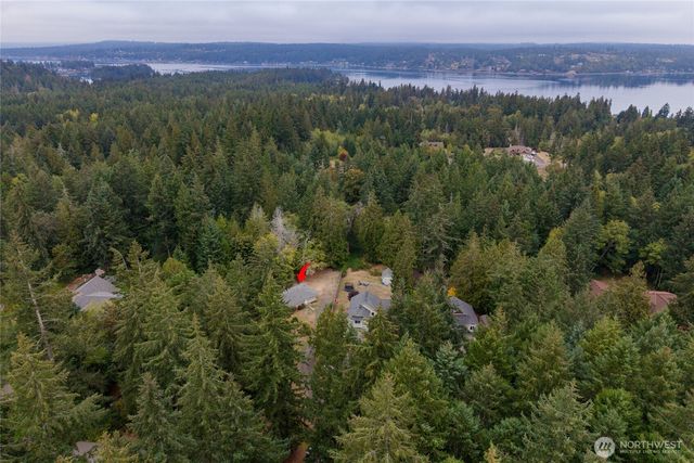 811 Hyak Way, Fox Island, WA 98333