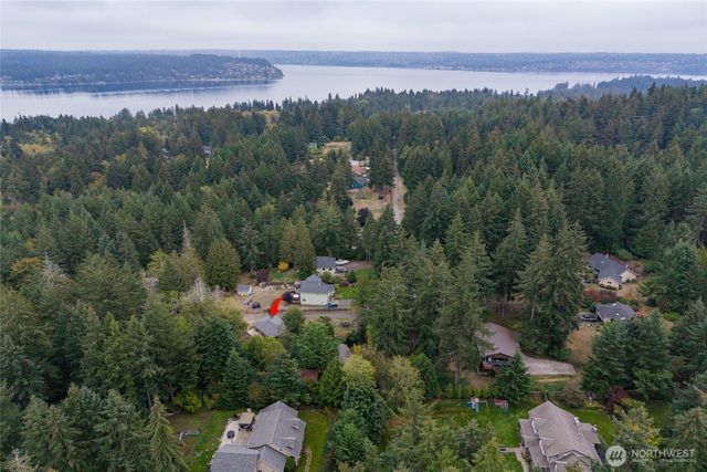 811 Hyak Way, Fox Island, WA 98333