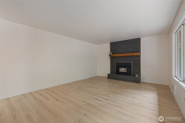 811 Hyak Way, Fox Island, WA 98333
