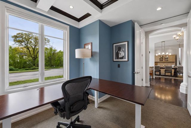 2063 Austrian Pine Lane, Minnetonka, MN 55305