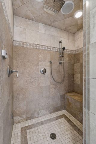 2063 Austrian Pine Lane, Minnetonka, MN 55305