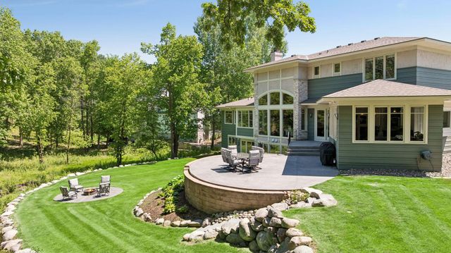 2063 Austrian Pine Lane, Minnetonka, MN 55305