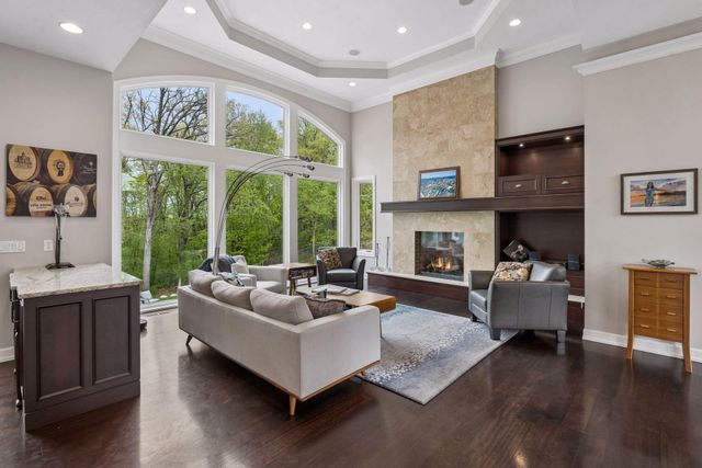 2063 Austrian Pine Lane, Minnetonka, MN 55305
