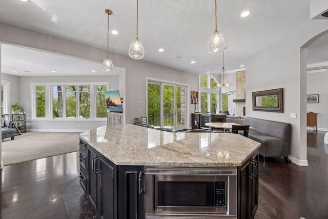 2063 Austrian Pine Lane, Minnetonka, MN 55305