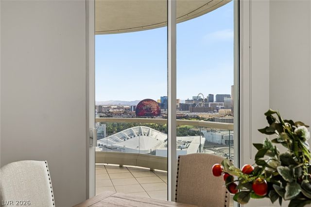 2877 Paradise Road 2802, Las Vegas, NV 89109