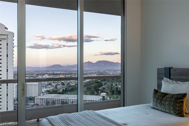 2877 Paradise Road 2802, Las Vegas, NV 89109