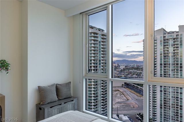 2877 Paradise Road 2802, Las Vegas, NV 89109