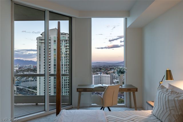 2877 Paradise Road 2802, Las Vegas, NV 89109