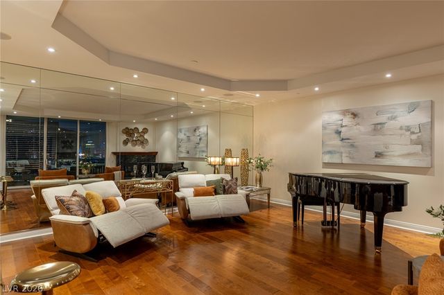 2877 Paradise Road 2802, Las Vegas, NV 89109