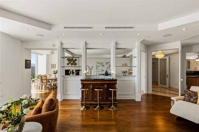2877 Paradise Road 2802, Las Vegas, NV 89109
