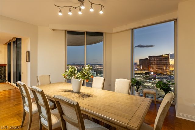 2877 Paradise Road 2802, Las Vegas, NV 89109