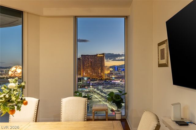 2877 Paradise Road 2802, Las Vegas, NV 89109
