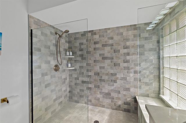 19 WENDLIN LANE, Palm Coast, FL 32164