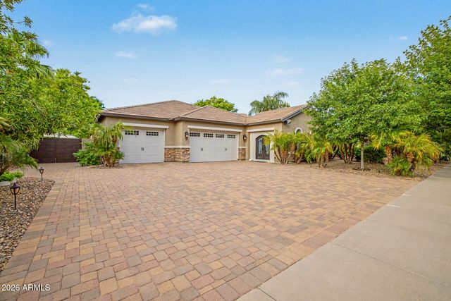 19824 E CAMACHO Road, Queen Creek, AZ 85142