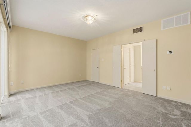 10125 Valley Forge Drive, Houston, TX 77042