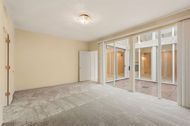 10125 Valley Forge Drive, Houston, TX 77042