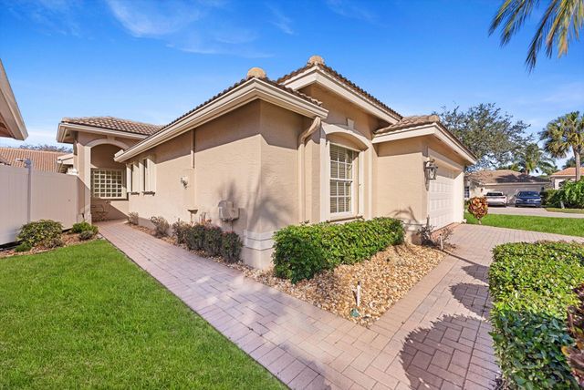 13147 La Sabina Drive, Delray Beach, FL 33446