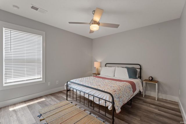 922 N Hill Street, South Bend, IN 46617