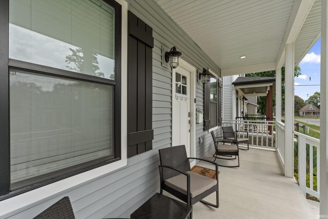 922 N Hill Street, South Bend, IN 46617