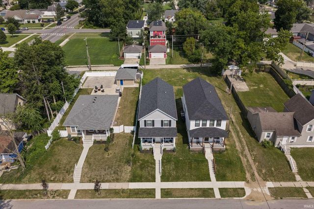 922 N Hill Street, South Bend, IN 46617
