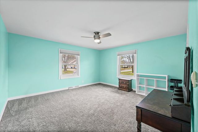 502 S Piatt Street, Monticello, IL 61856