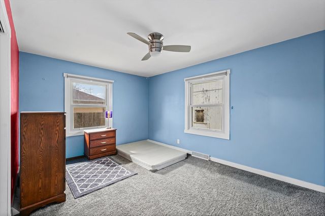 502 S Piatt Street, Monticello, IL 61856