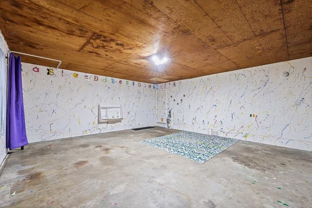 502 S Piatt Street, Monticello, IL 61856