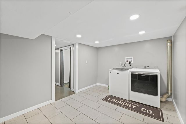 502 S Piatt Street, Monticello, IL 61856