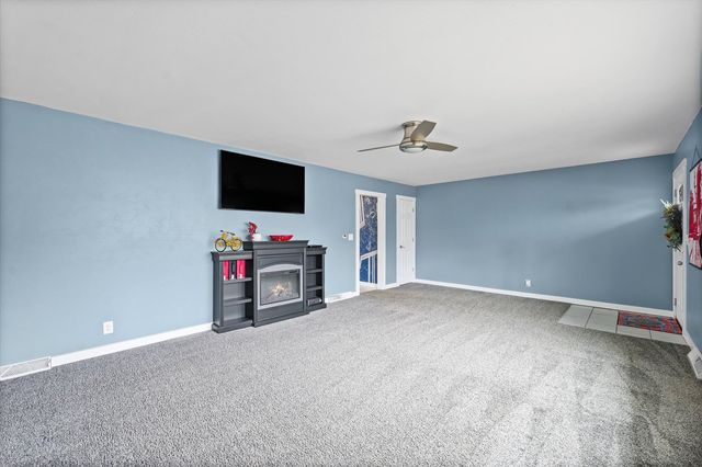 502 S Piatt Street, Monticello, IL 61856