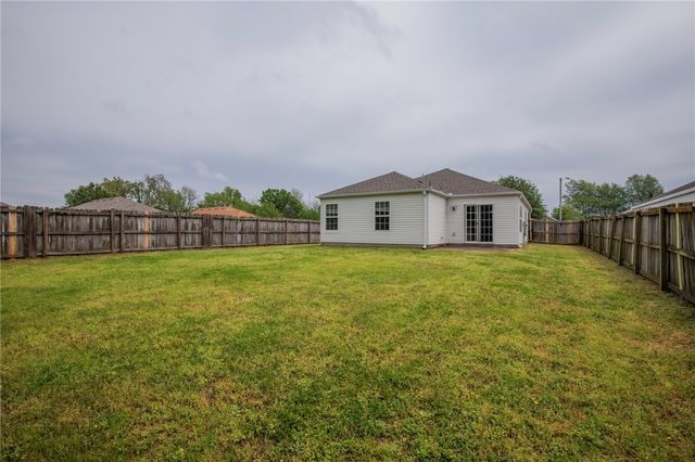 321 Grant Springs Drive, Decatur, AR 72722