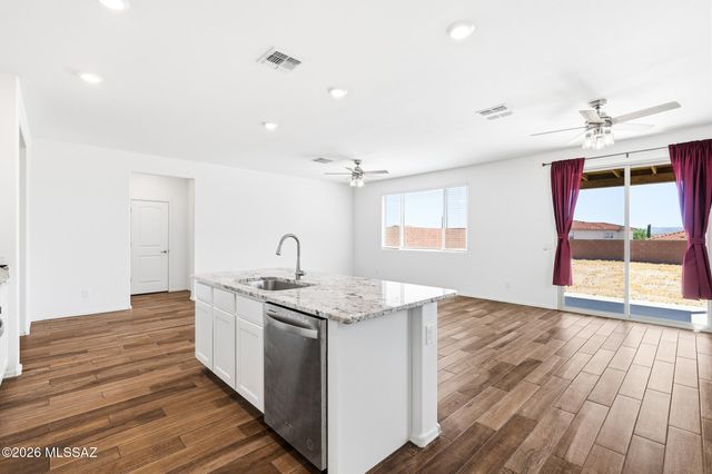 5441 W San Francisco, Tucson, AZ 85742