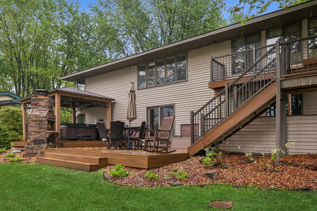 2060 Donnelly Drive NW, Maple Lake Twp, MN 55313