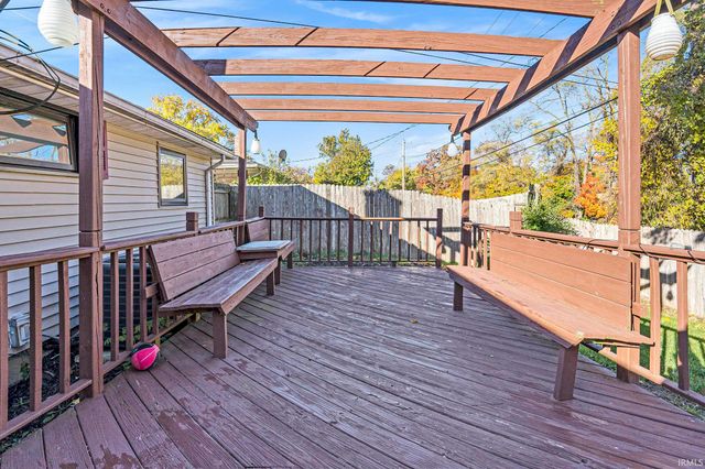 2521 Club Drive, South Bend, IN 46615