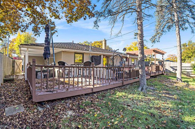 2521 Club Drive, South Bend, IN 46615