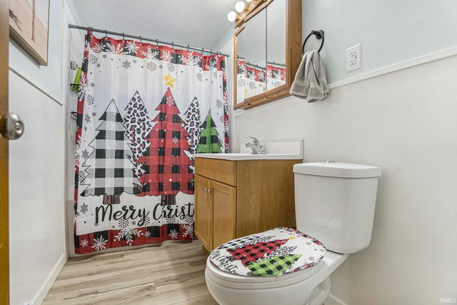 2521 Club Drive, South Bend, IN 46615